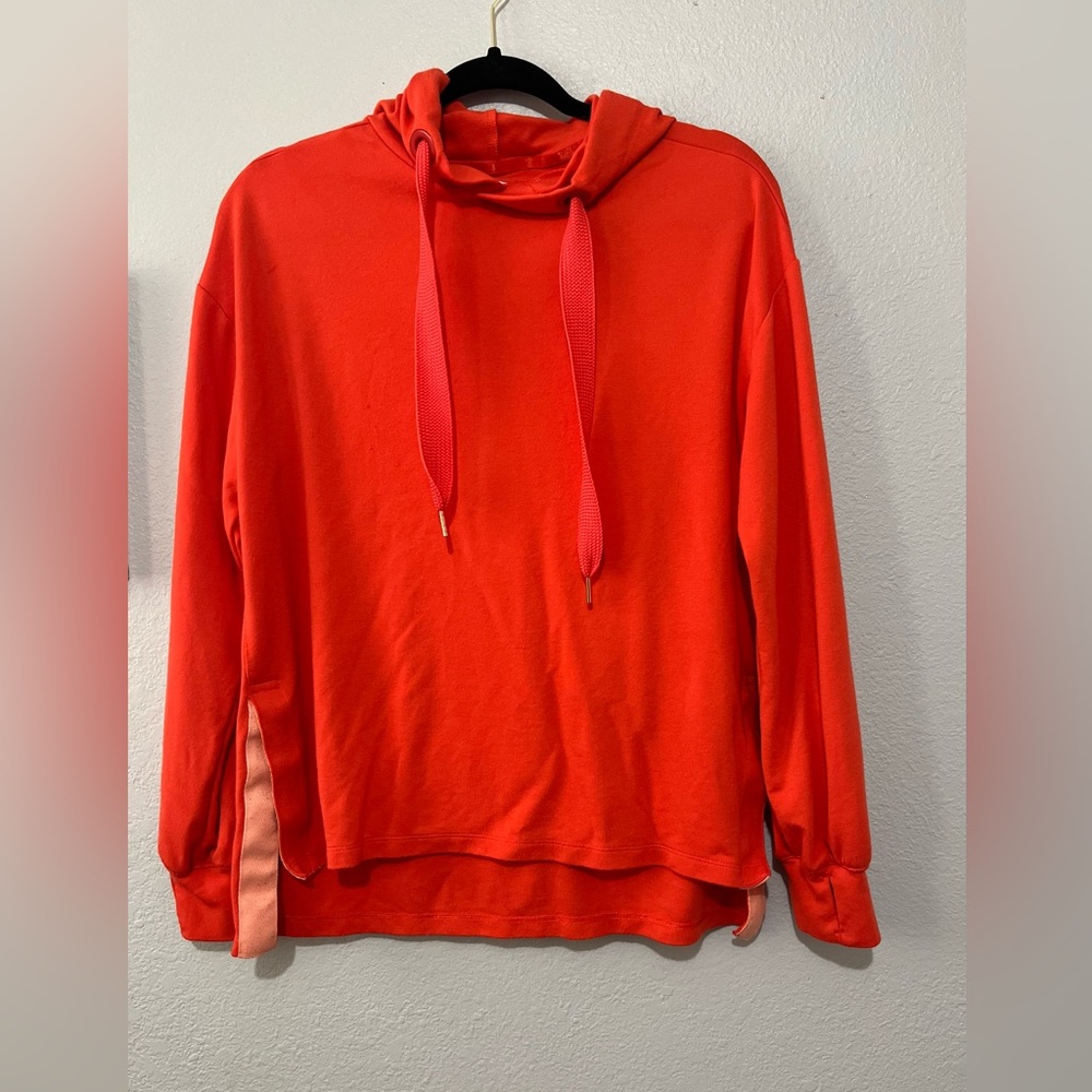 Avía Orange Hoodie Sweatshirt